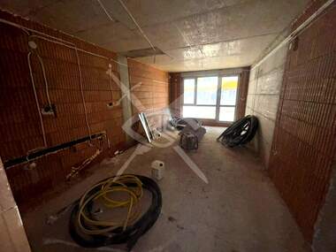 Verkauf - Wohnung in Komatewski wazel,  Plowdiw