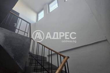 Ενοίκιο - Κατάστημα σε Център,  Пловдив