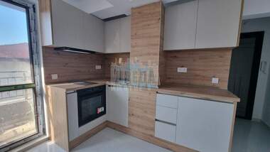 Продажба - Апартамент във Възраждане 3,  Варна
