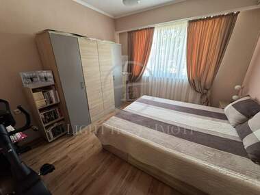 For sale - Apartment in Kiuchuk Parij,  Plovdiv