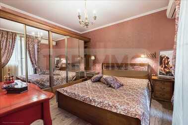 Închiriere - Apartament în Center,  Varna