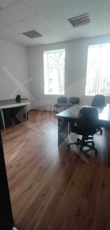 Kira - Ofis/Depo/Güzellik salonu/Diş ofisi olarak Center,  Varna