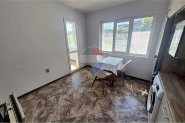 Kira - Apartman olarak Liatno kino Trakia,  Varna