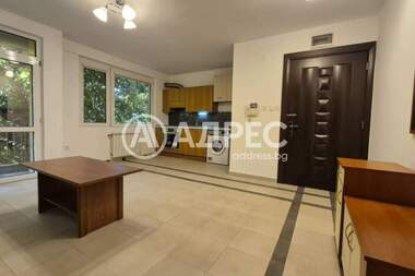 Miete - Wohnung in Zona B-19,  Sovia