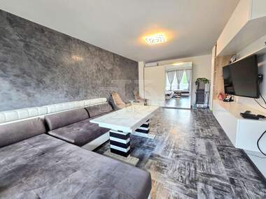 Vânzare - Apartament în Vladislavovo,  Varna