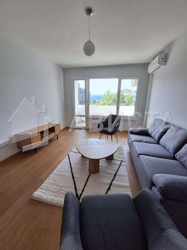 Închiriere - Apartament în Mladost-4,  Sofia