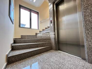 Продажба - Офис в Централна гара,  Пловдив