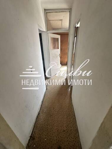 Продажба - Апартамент в Запад-1,  Търговище