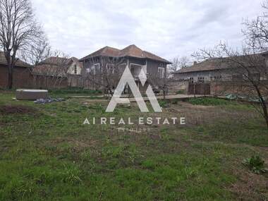 For sale - House in Gradina,  Pleven