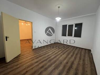 For sale - Apartment in Kiuchuk Parij,  Plovdiv