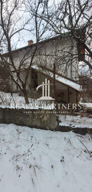 For sale - House in Sirishtnik,  Pernik