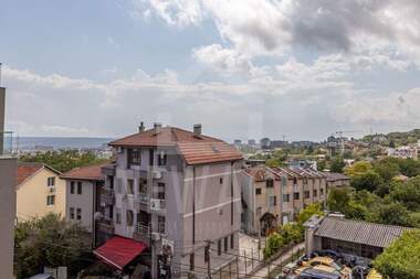 Vânzare - Apartament în Izgrev,  Varna