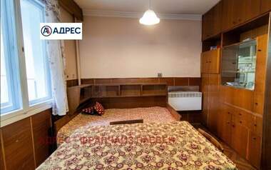 Продажа - Этаж дома в Идеален център,  Плевен