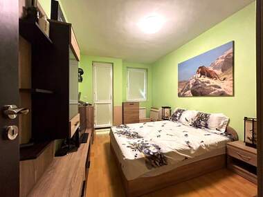 Vânzare - Apartament în Bazar Levski,  Varna