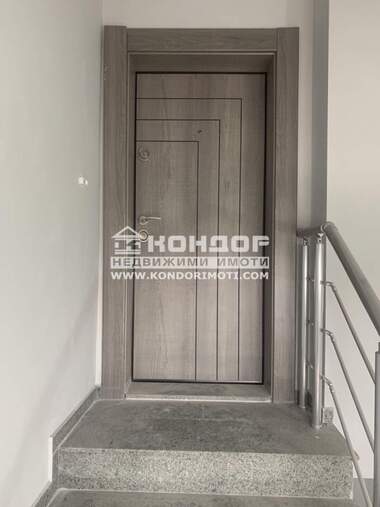 Продажба - Апартамент в Кючук Париж,  Пловдив