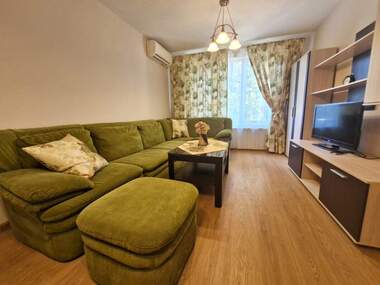 Închiriere - Apartament în Lazur,  Burgas