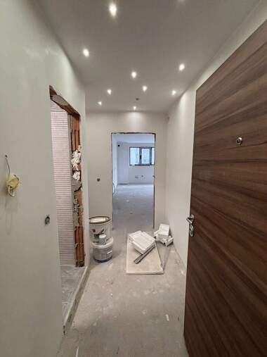 Verkauf - Wohnung in Üjen,  Plowdiw