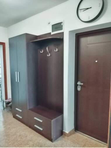 Închiriere - Apartament în Văzrajdane,  Burgas