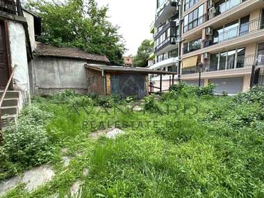Продажба - Етаж от къща в Център,  Пловдив