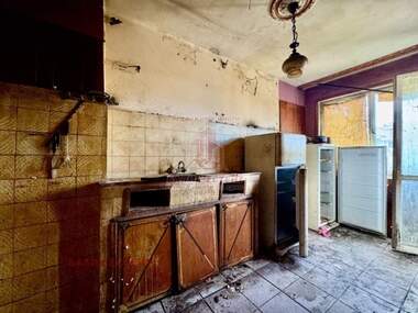 For sale - Apartment in Center,  Dobrich