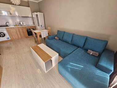 Miete - Wohnung in Mladejki halm,  Plowdiw