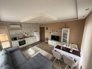 Miete - Wohnung in Saravowo,  Burgas