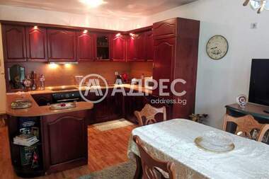 Miete - Wohnung in Kütschuk Parij,  Plowdiw