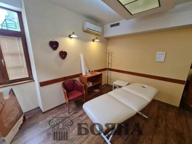 Vânzare - Salon de frumusețe/Birou/Restaurant/Cabinet de stomatologie în Center,  Ruse