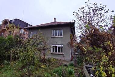 For sale - House in Rodina 3,  Ruse