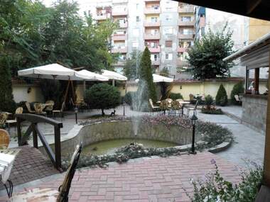 For rent - Venue in Liuben Karavelov,  Haskovo
