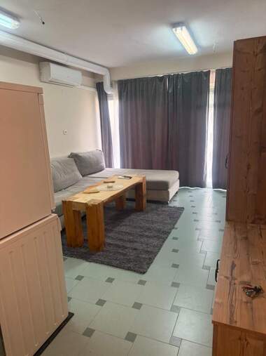 Închiriere - Apartament în Kărșiaka,  Plovdiv