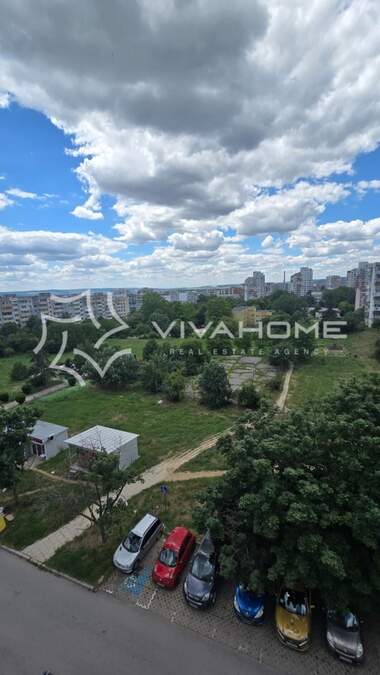 For sale - Apartment in Vazrajdane 2,  Varna