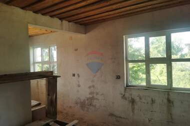 Продажба - Къща в Обидим,  Благоевград