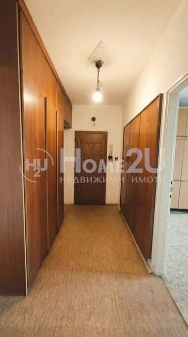 Vânzare - Apartament în Aîtos,  Burgas