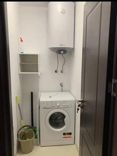 Miete - Wohnung in Mladejki halm,  Plowdiw