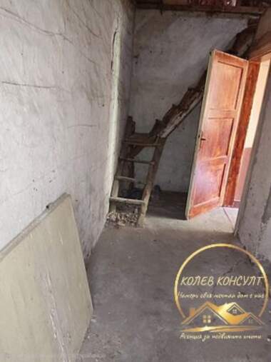 For sale - House in Iazdach,  Stara Zagora