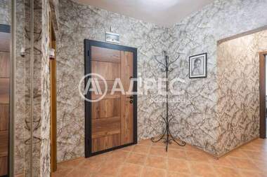 Închiriere - Apartament în Neptun,  Varna