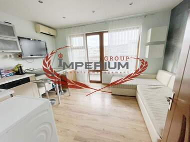 Închiriere - Apartament în Okrăjna bolnița - Generali,  Varna