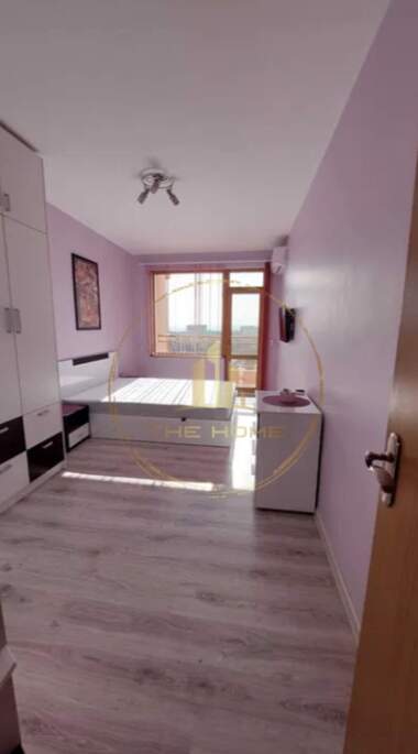 Kira - Apartman olarak Vazrajdane 1,  Varna