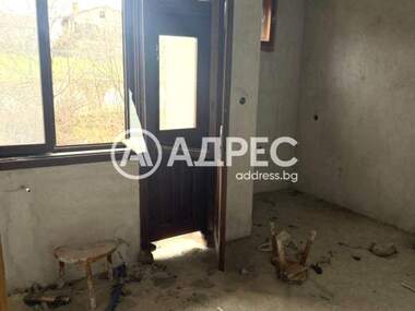 For sale - House in Bankia,  Sofia