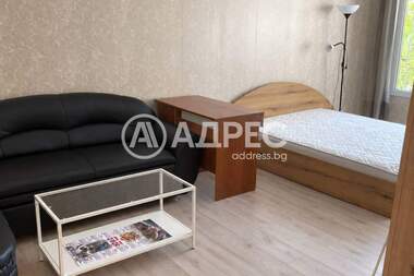 Miete - Wohnung in Zona B-5,  Sovia