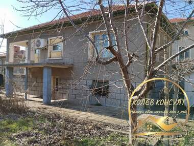 For sale - House in Parvomay,  Plovdiv