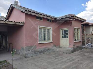 For sale - House in Dalbok Izvor,  Plovdiv