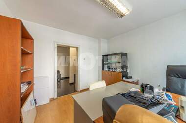 Verkauf - Büro in Elektron,  Warna