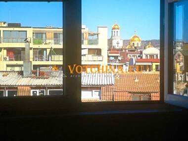 Vânzare - Apartament în Center,  Varna