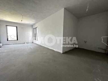 Продажа - Квартира в Остромила,  Пловдив