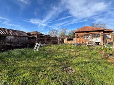 Vânzare - Casă în Teliș,  Pleven