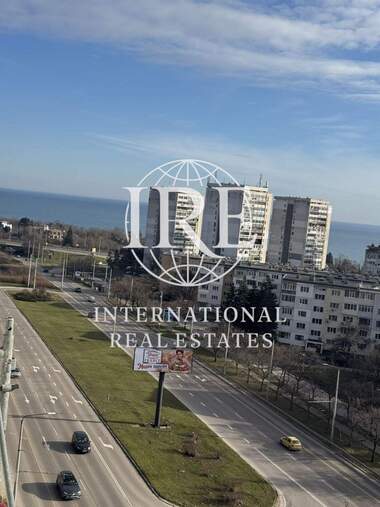 Продажба - Апартамент в Бриз,  Варна