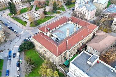 Kira - Bina olarak Center,  Ruse