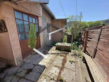 For sale - House in Bolnicata,  Shumen